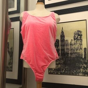NWT Curvey pink velvet bodysuit